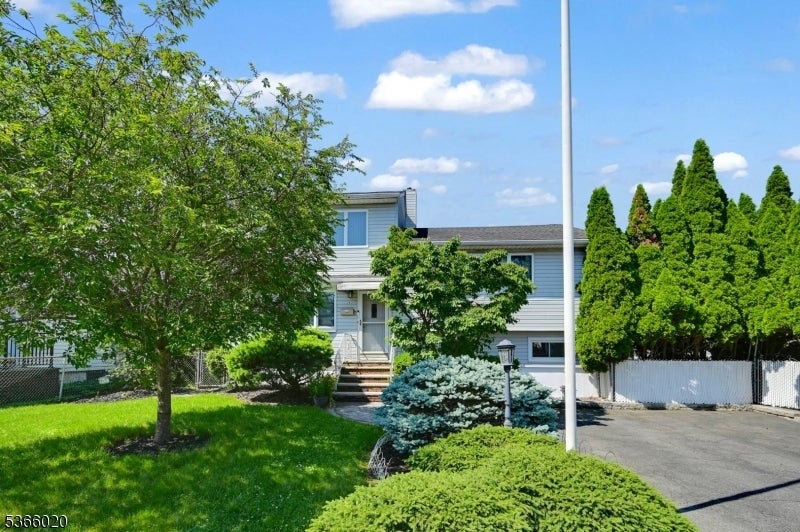 Photo of Listing #3970461