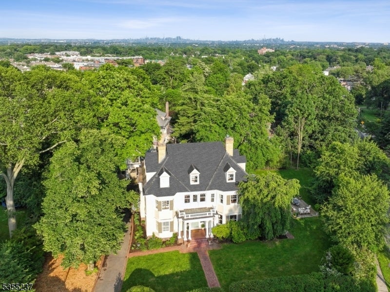 Photo of Listing #3970515