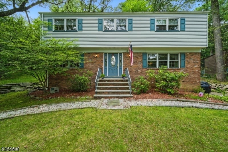 Photo of Listing #3970673