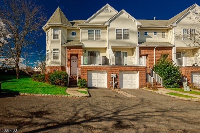 Photo of Listing #3970777