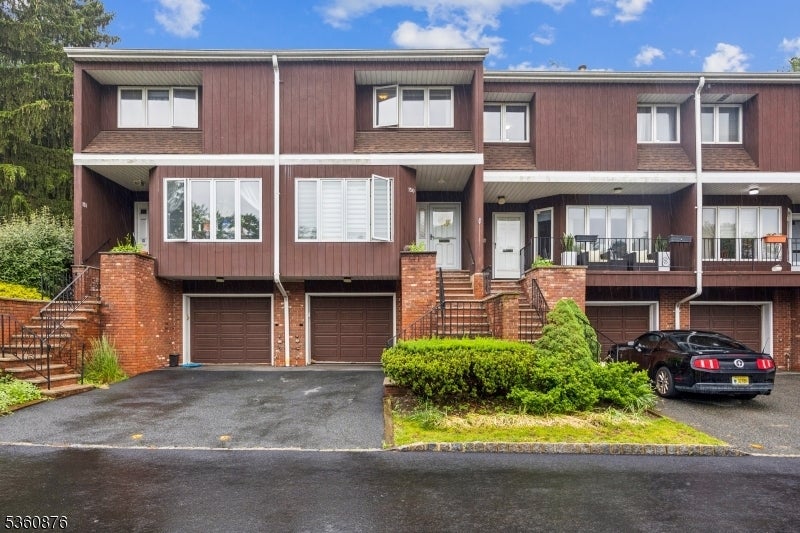 Photo of Listing #3970867