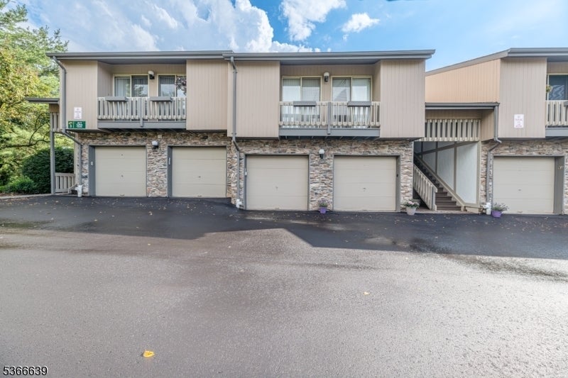 Photo of Listing #3970994