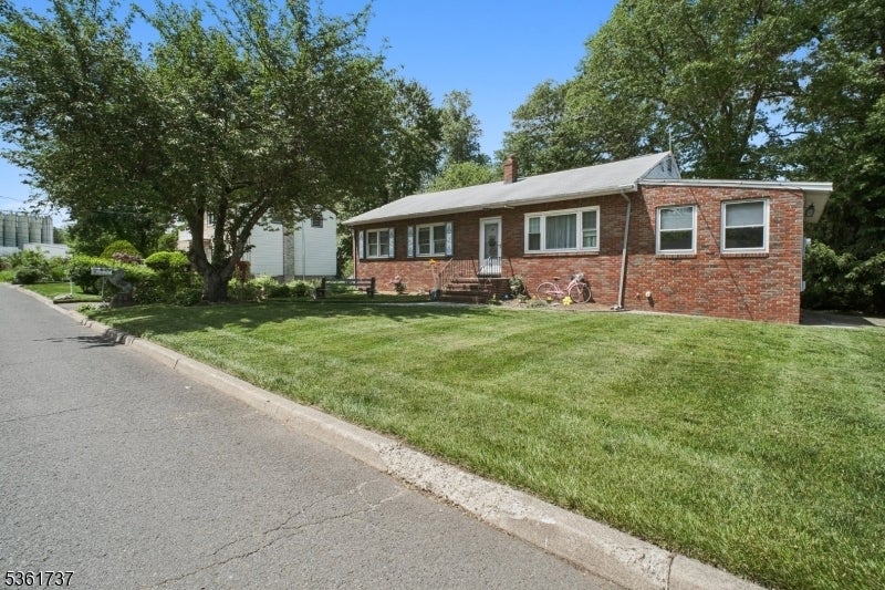 Photo of Listing #3971156