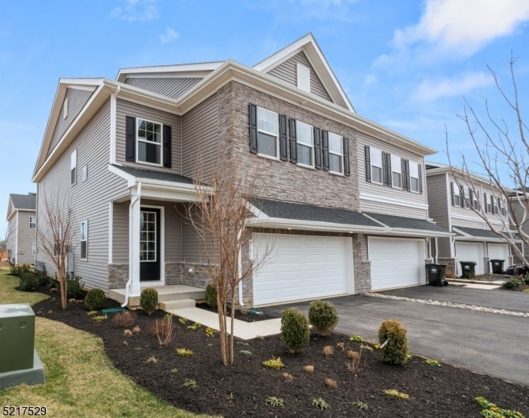 Photo of Listing #3971170