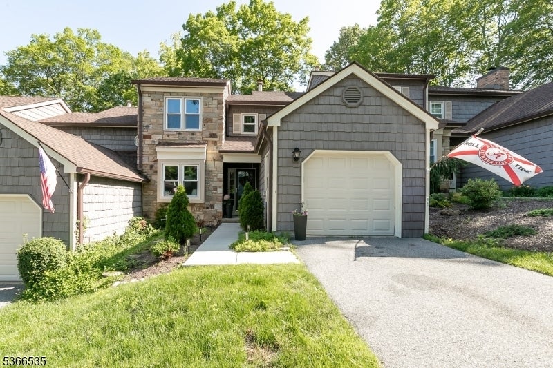 Photo of Listing #3971256