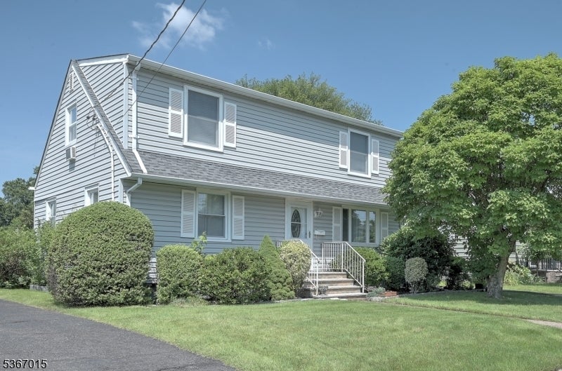 Photo of Listing #3971293
