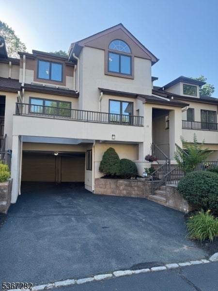Photo of Listing #3971397