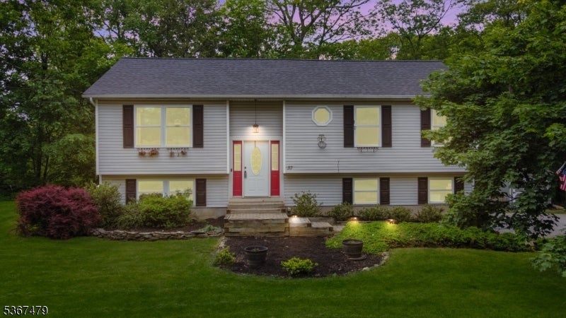 Photo of Listing #3971580
