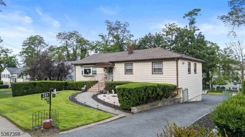 Photo of Listing #3971667