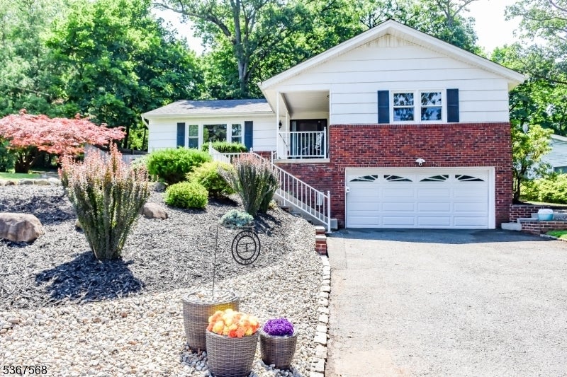 Photo of Listing #3971710