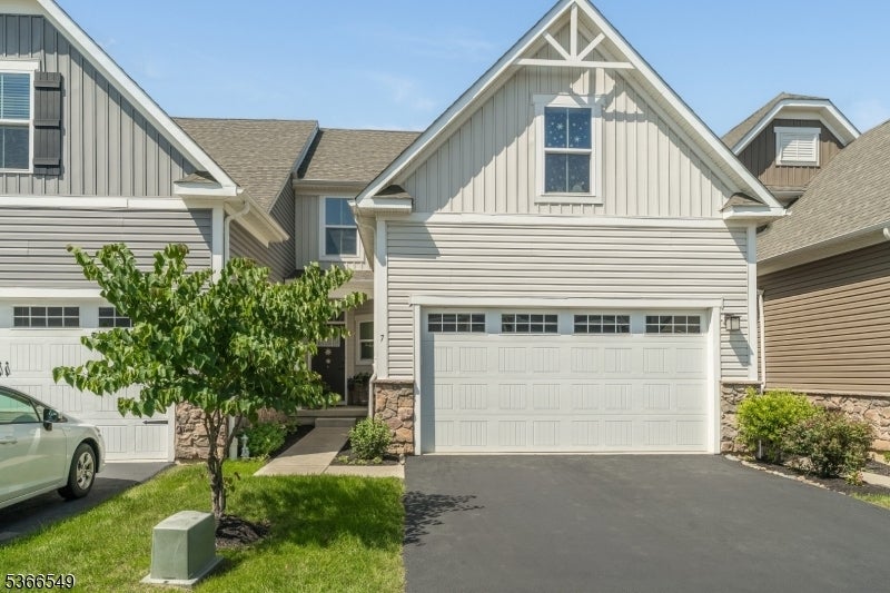 Photo of Listing #3971797