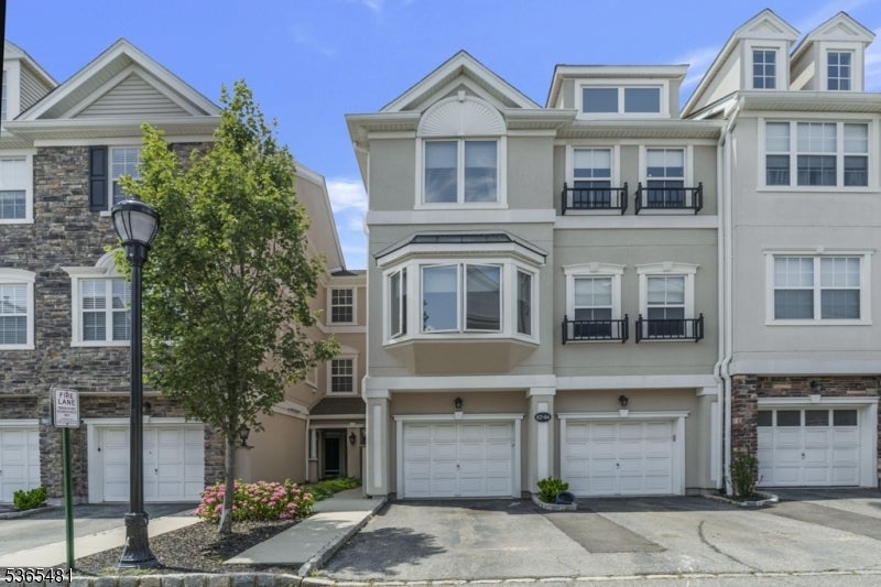 Photo of Listing #3971814