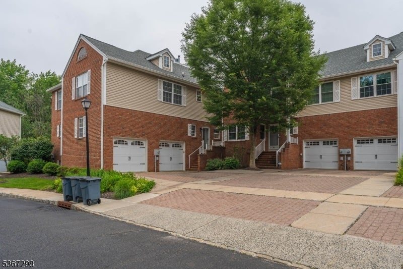 Photo of Listing #3971935