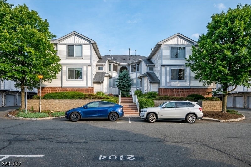 Photo of Listing #3972032