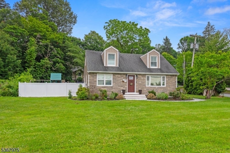 Photo of Listing #3972141