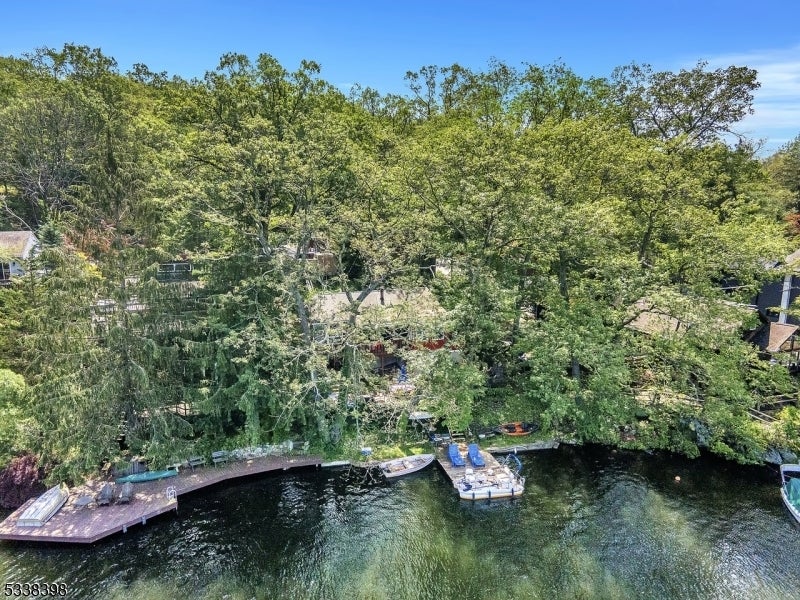 Photo of Listing #3972221