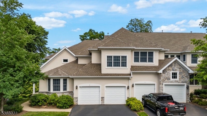 Photo of Listing #3972245