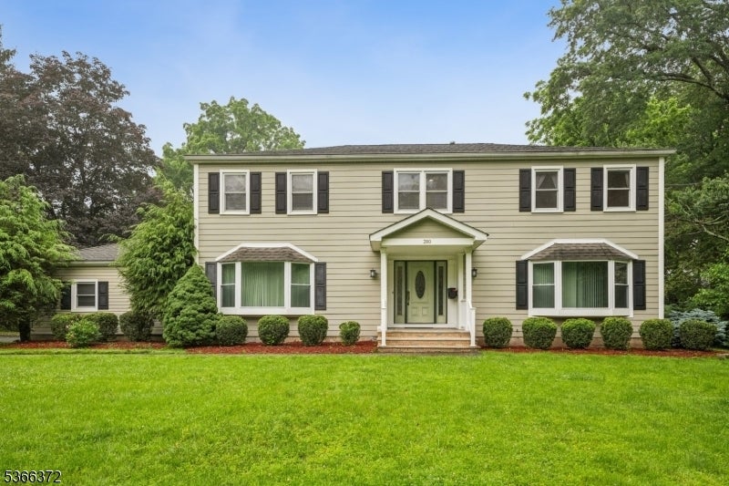 Photo of Listing #3972365