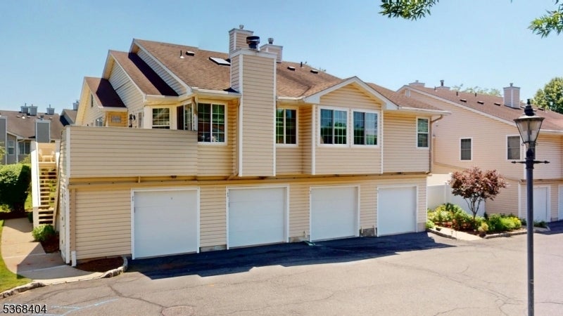Photo of Listing #3972460