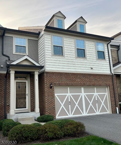 Photo of Listing #3972532