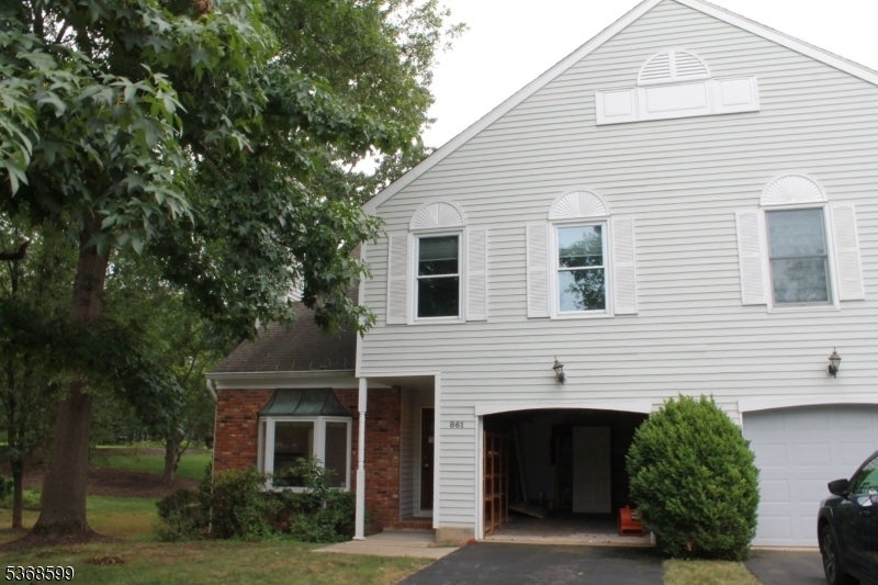 Photo of Listing #3972576