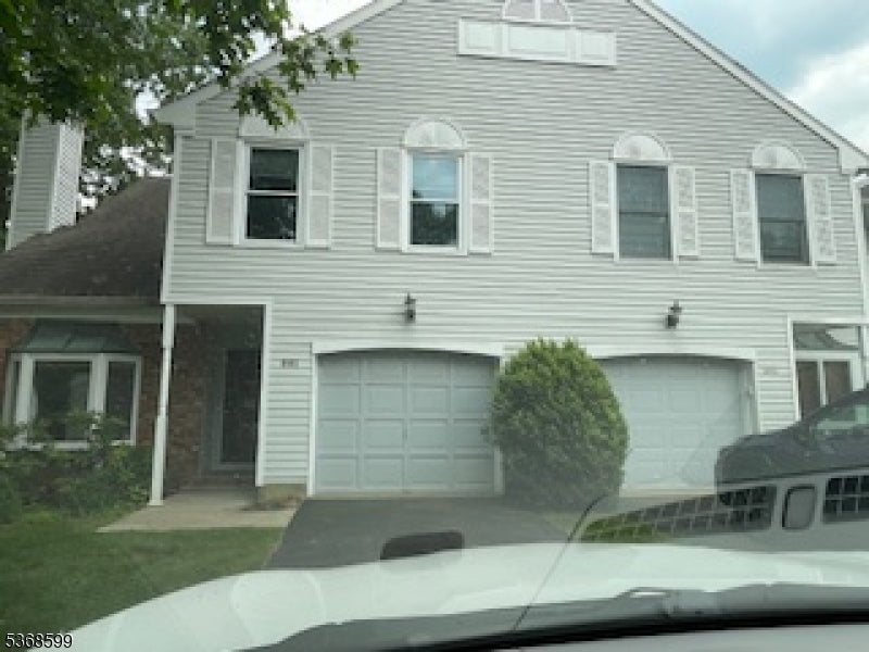Photo of Listing #3972576
