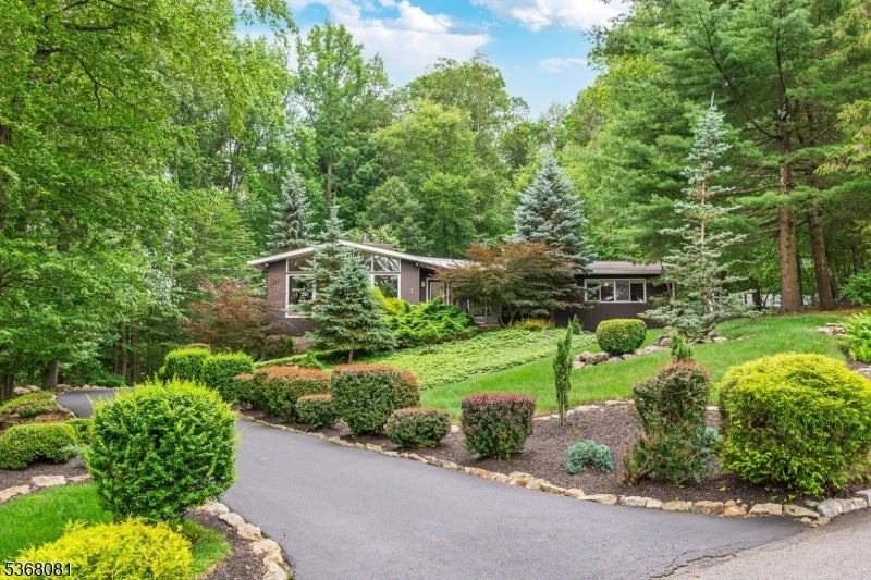 Photo of Listing #3972617