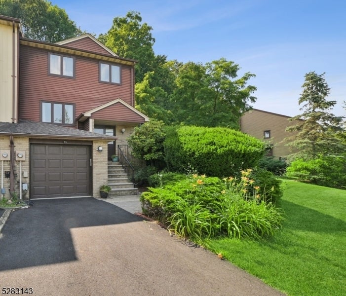 Photo of Listing #3972637