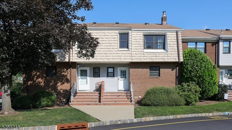 Photo of Listing #3972680