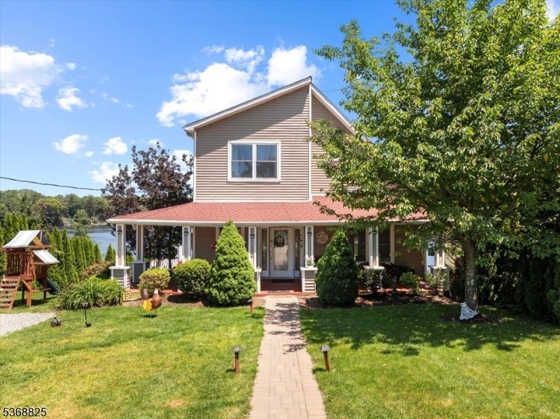 Photo of Listing #3972768
