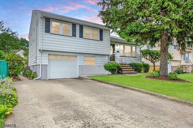 Photo of Listing #3972829