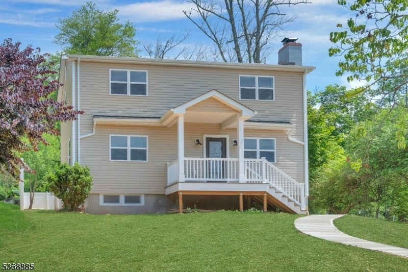 Photo of Listing #3972886