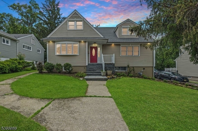 Photo of Listing #3972920