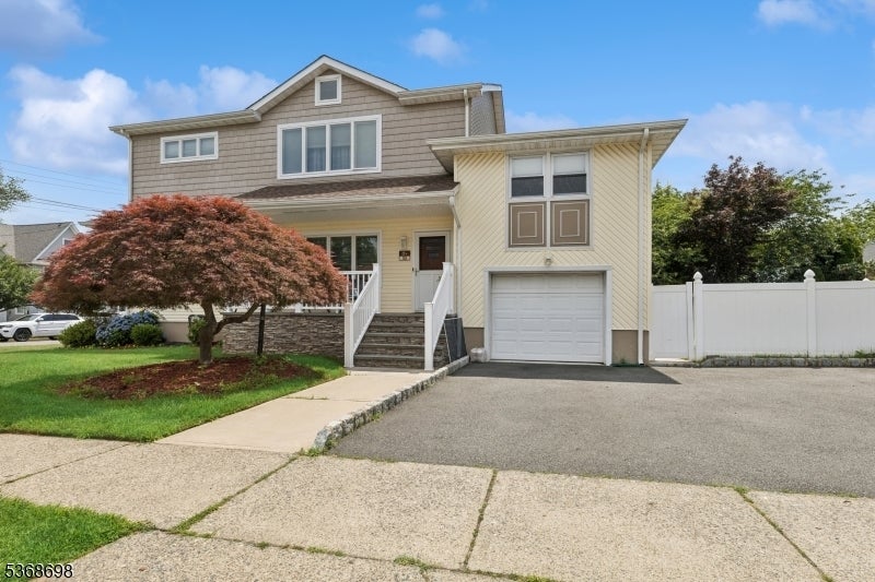 Photo of Listing #3973057