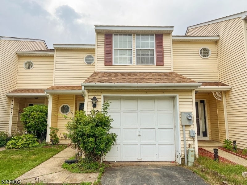 Photo of Listing #3973058