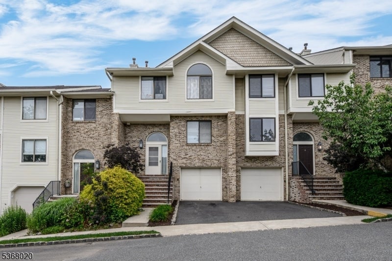 Photo of Listing #3973139