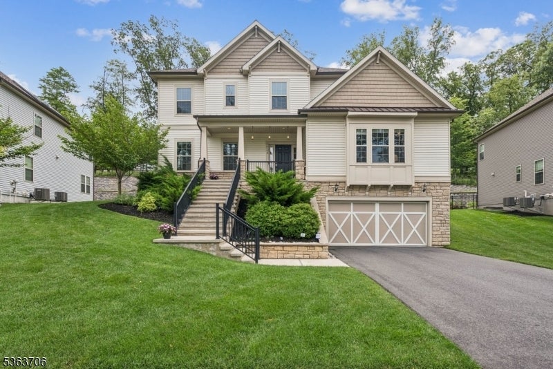Photo of Listing #3973208
