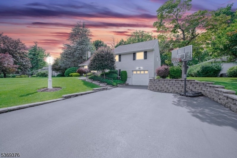 Photo of Listing #3973421