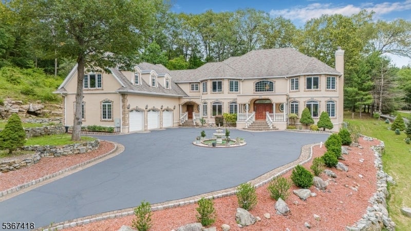 Photo of Listing #3973422