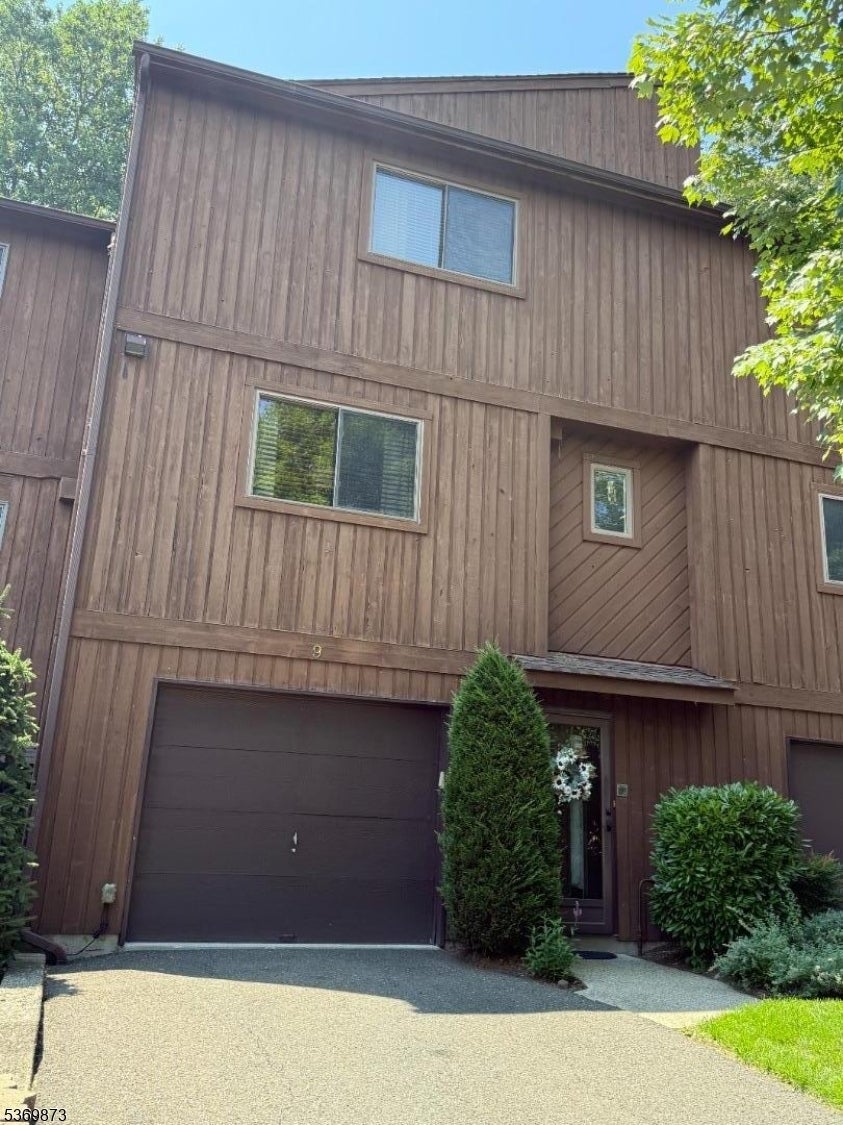 Photo of Listing #3973635