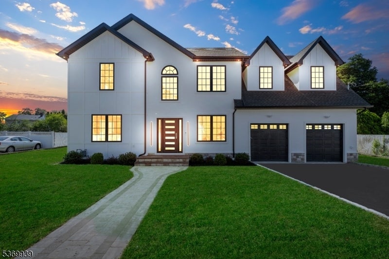 Photo of Listing #3973689