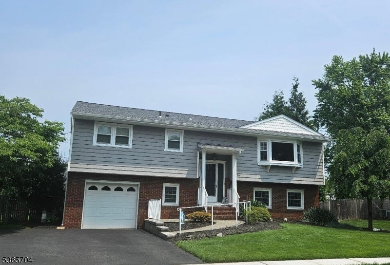 Photo of Listing #3973803