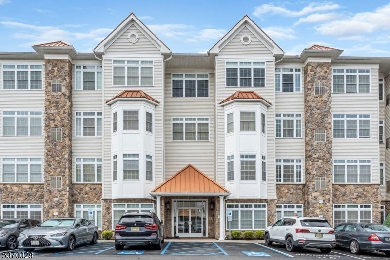 Photo of Listing #3973820