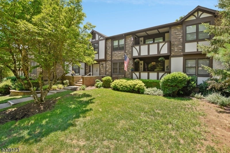 Photo of Listing #3973822