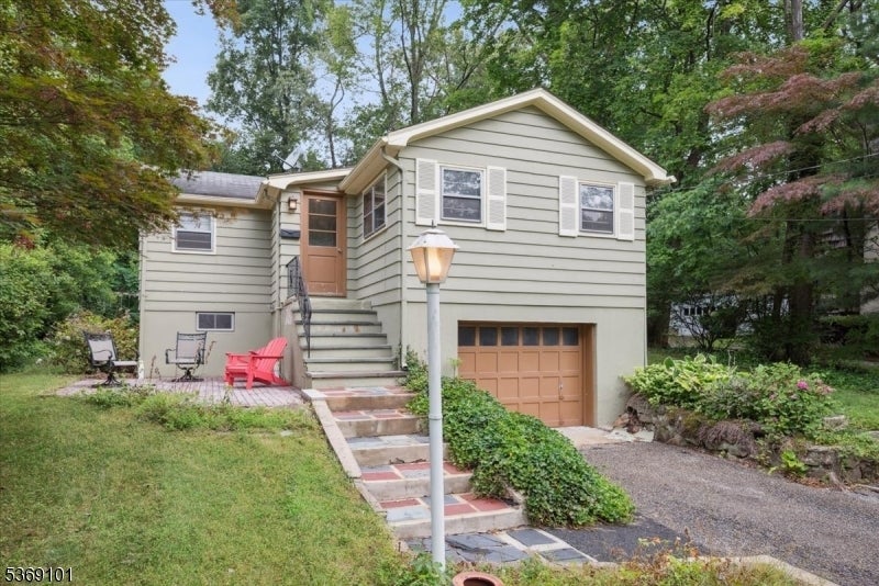 Photo of Listing #3973889