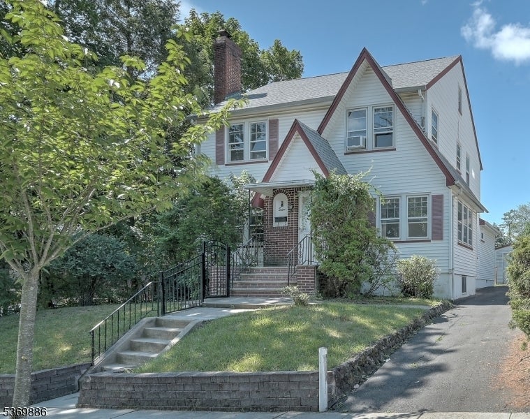 Photo of Listing #3973904