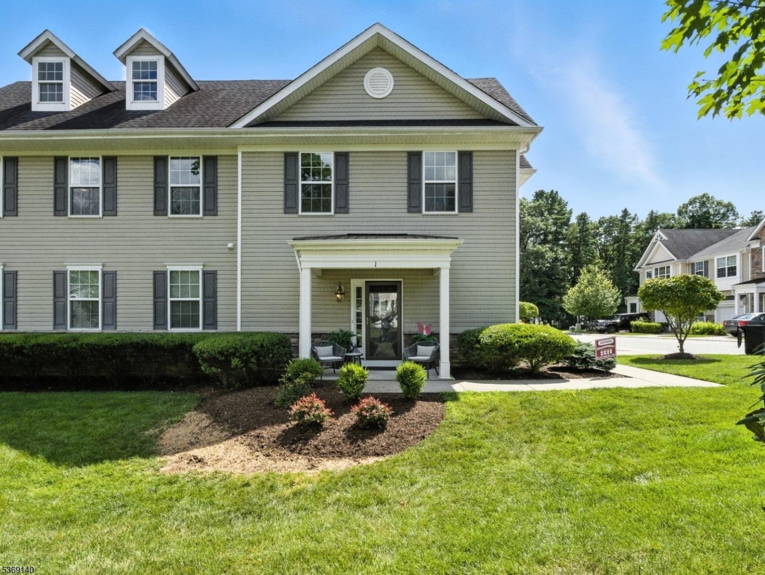 Photo of Listing #3973971