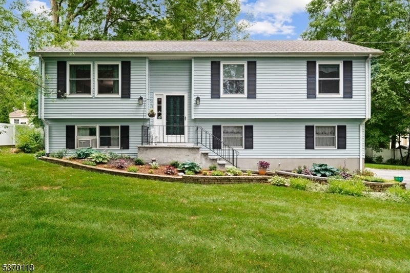 Photo of Listing #3973980