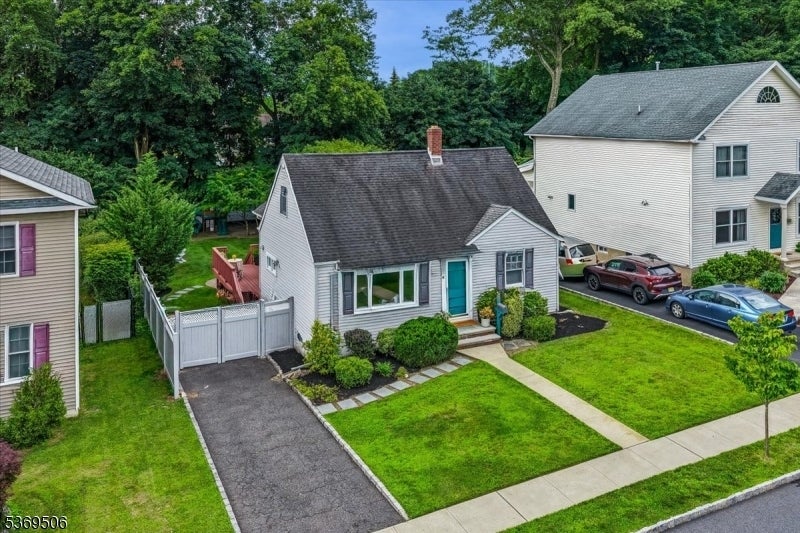 Photo of Listing #3973989