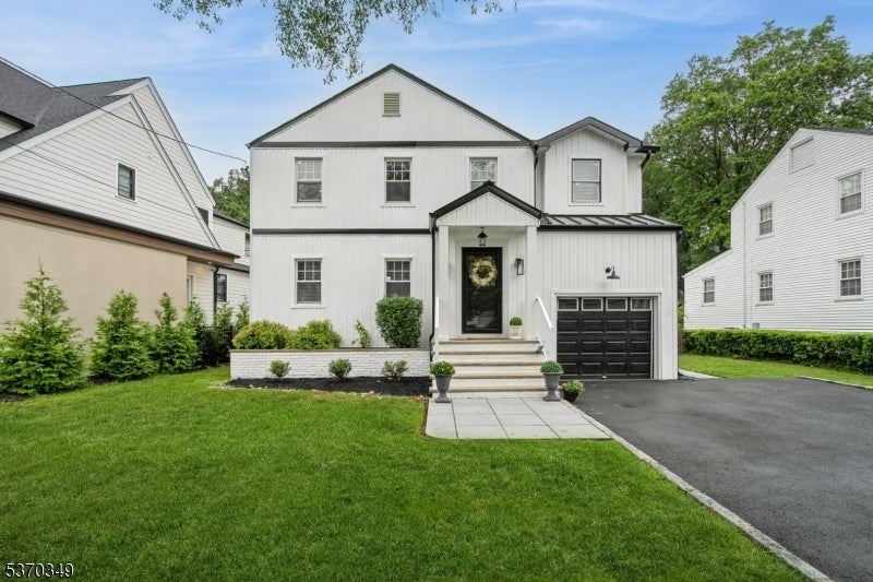Photo of Listing #3974066